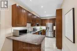 83 SOUTHVALE DRIVE | Vaughan Ontario | Slide Image Eighteen
