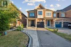 83 SOUTHVALE DRIVE | Vaughan Ontario | Slide Image Three