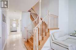 39 VICTORIA WOOD AVENUE | Markham Ontario | Slide Image Ten