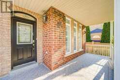 39 VICTORIA WOOD AVENUE | Markham Ontario | Slide Image Two