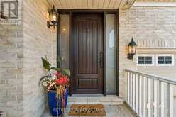 2223 WUTHERING HEIGHTS WAY | Oakville Ontario | Slide Image Four