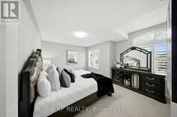 114 CHAUMONT DRIVE | Hamilton Ontario | Slide Image Thirty