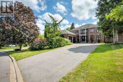 365 KENNEDY STREET W | Aurora Ontario | Slide Image One