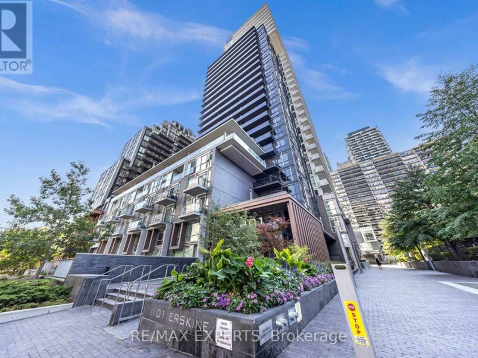 2103 - 101 ERSKINE AVENUE, Toronto, Ontario M4P 0C5