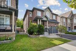 26 BIGNELL CRESCENT | Ajax Ontario | Slide Image Two
