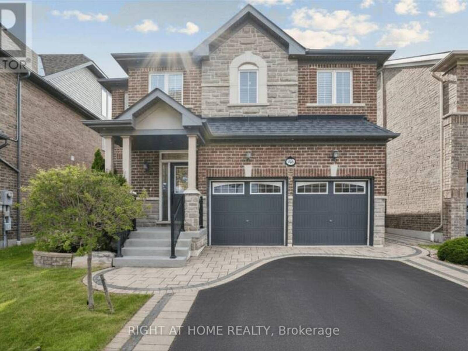 26 BIGNELL CRESCENT, Ajax, Ontario L1Z 0P6