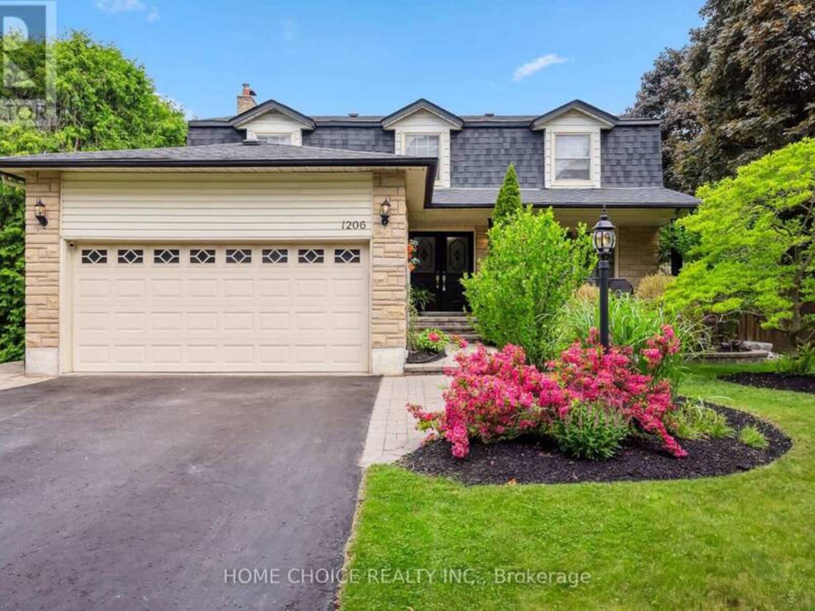 1206 NORTHGATE CRESCENT, Oshawa, Ontario L1G 7C5