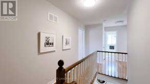165 GAIL PARKS CRESCENT | Newmarket Ontario | Slide Image Eleven