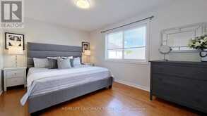 165 GAIL PARKS CRESCENT | Newmarket Ontario | Slide Image Twelve