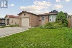 138 LILLIAN CRESCENT | Barrie Ontario | Slide Image Two