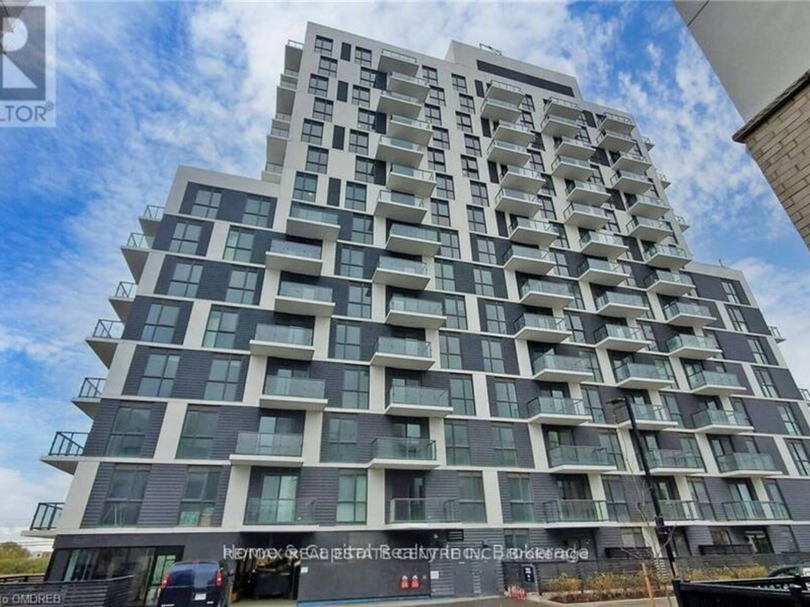 #102 - 345 WHEAT BOOM DRIVE, Oakville, Ontario L6H 7X4