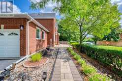 2101 GALENA CRESCENT | Oakville Ontario | Slide Image Four