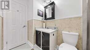 59 DAVIS ROAD | Aurora Ontario | Slide Image Twelve