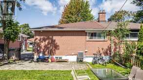 59 DAVIS ROAD | Aurora Ontario | Slide Image Thirty-one