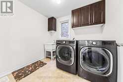 8 ZENG CHENG DRIVE | Markham Ontario | Slide Image Thirty-three