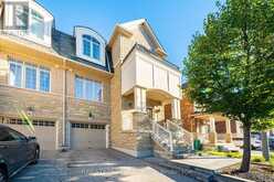 8 ZENG CHENG DRIVE | Markham Ontario | Slide Image Four