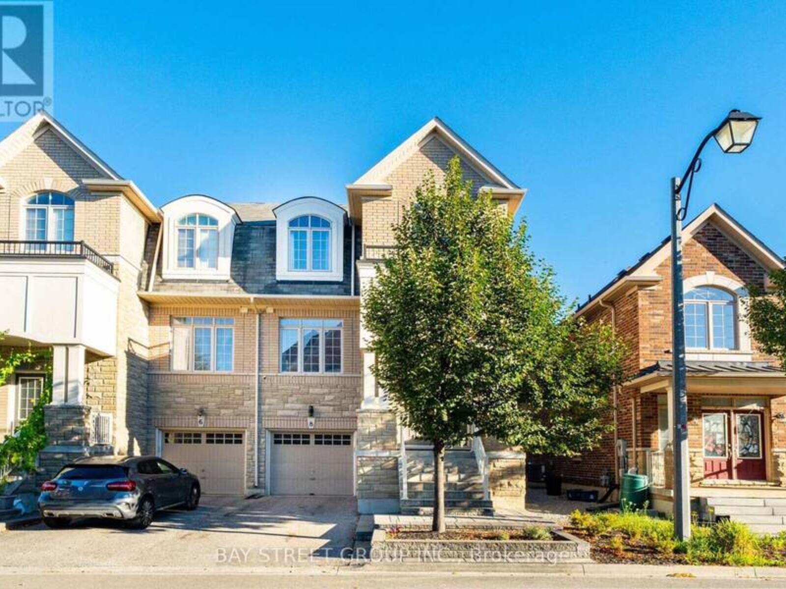 8 ZENG CHENG DRIVE, Markham, Ontario L6C 0T7