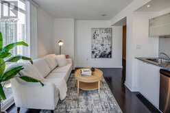 1802 - 4K SPADINA AVENUE | Toronto Ontario | Slide Image Eight