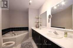 155 HOLLANDVIEW TRAIL | Aurora Ontario | Slide Image Fifteen