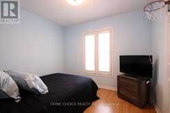 155 HOLLANDVIEW TRAIL | Aurora Ontario | Slide Image Sixteen