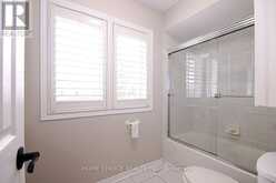 155 HOLLANDVIEW TRAIL | Aurora Ontario | Slide Image Seventeen
