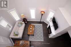 155 HOLLANDVIEW TRAIL | Aurora Ontario | Slide Image Nineteen