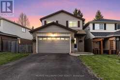 492 BRITANNIA AVENUE | Bradford West Gwillimbury Ontario | Slide Image Two