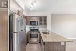 412 - 75 NORMAN BETHUNE AVENUE | Richmond Hill Ontario | Slide Image Four