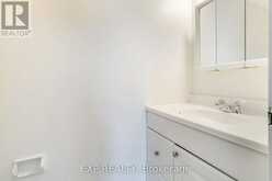 180 DUDLEY AVENUE | Markham Ontario | Slide Image Nineteen