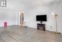 180 DUDLEY AVENUE | Markham Ontario | Slide Image Seven