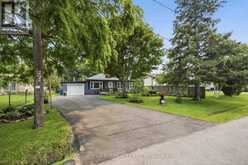 15 GEORGINA STREET | Georgina Ontario | Slide Image Three