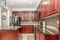 88 SLED DOG ROAD | Brampton Ontario | Slide Image Eighteen