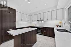 8 MILDRED TEMPLE WAY | Markham Ontario | Slide Image Nine
