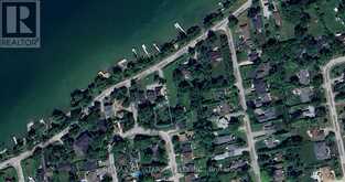 68 FARLEY CIRCLE | Georgina Ontario | Slide Image Three
