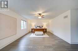 203 FRED MCLAREN BOULEVARD | Markham Ontario | Slide Image Thirty-five