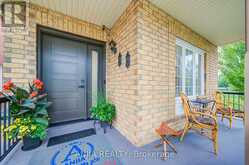 203 FRED MCLAREN BOULEVARD | Markham Ontario | Slide Image Three