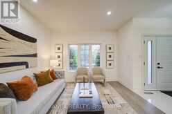 203 FRED MCLAREN BOULEVARD | Markham Ontario | Slide Image Six