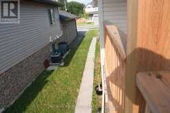 7 BERKSHIRE DRIVE | St. Catharines Ontario | Slide Image Thirty-four