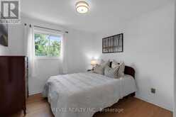 7 PENTON DRIVE | Barrie Ontario | Slide Image Nineteen