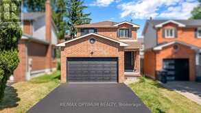 4 LAWNVIEW COURT | Brampton Ontario | Slide Image One