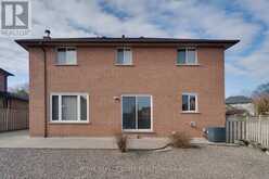 137 NATIONAL DRIVE | Hamilton Ontario | Slide Image Fifteen