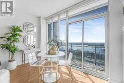 3307 - 21 ICEBOAT TERRACE | Toronto Ontario | Slide Image Fourteen
