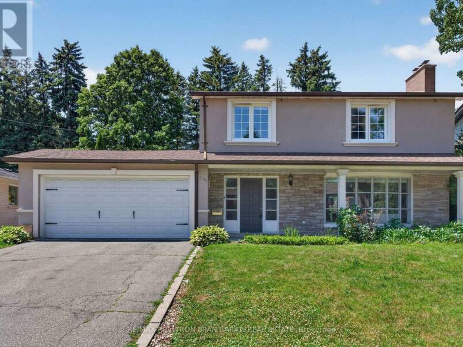 215 GRANDVIEW AVENUE, Markham, Ontario L3T 1J3