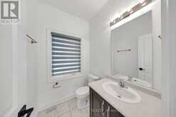 9 ALAN WILLIAMS TRAIL | Uxbridge Ontario | Slide Image Seven