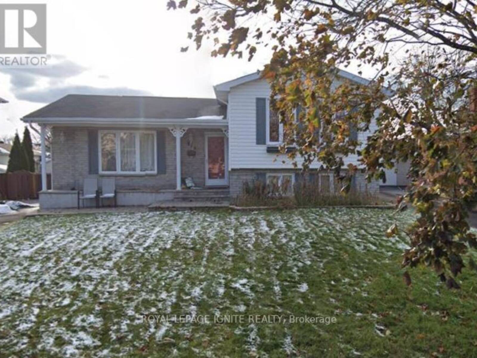 810 CHELSEA CRESCENT, Cornwall, Ontario K6H 6Y4