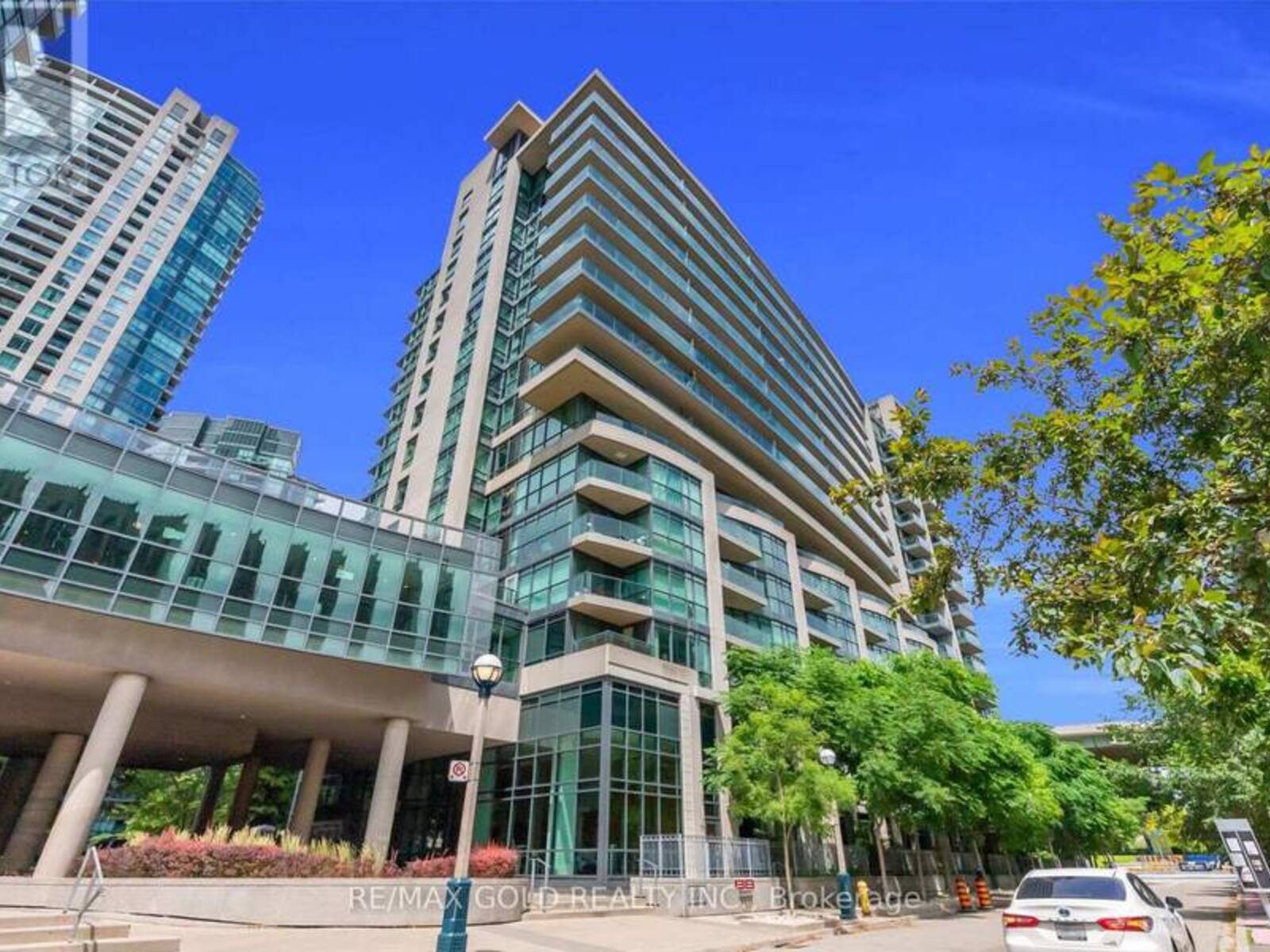 1357 - 209 FORT YORK BOULEVARD, Toronto, Ontario M5V 4A1