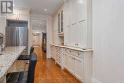 329 WALMER ROAD | Toronto Ontario | Slide Image Fifteen