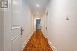 329 WALMER ROAD | Toronto Ontario | Slide Image Twenty-one