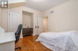 329 WALMER ROAD | Toronto Ontario | Slide Image Thirty
