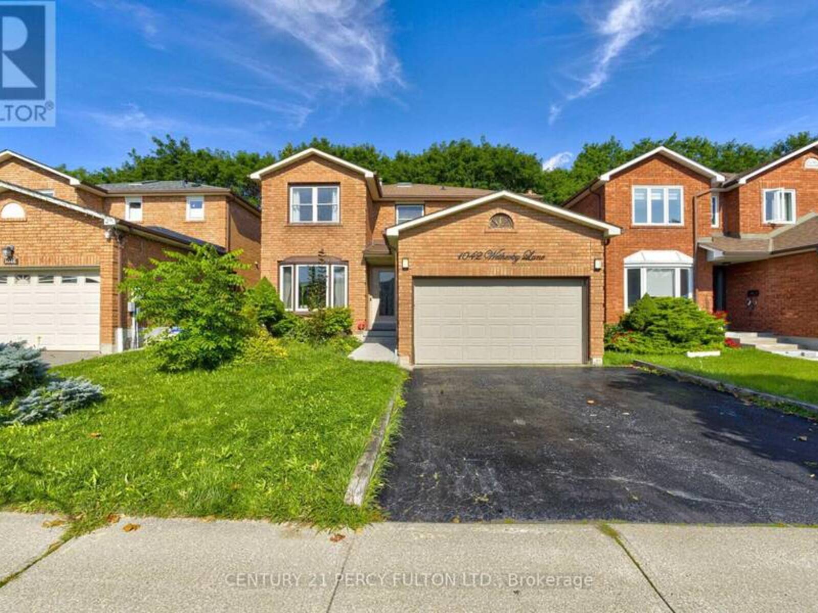 1042 WETHERBY LANE, Mississauga, Ontario L4W 4R8
